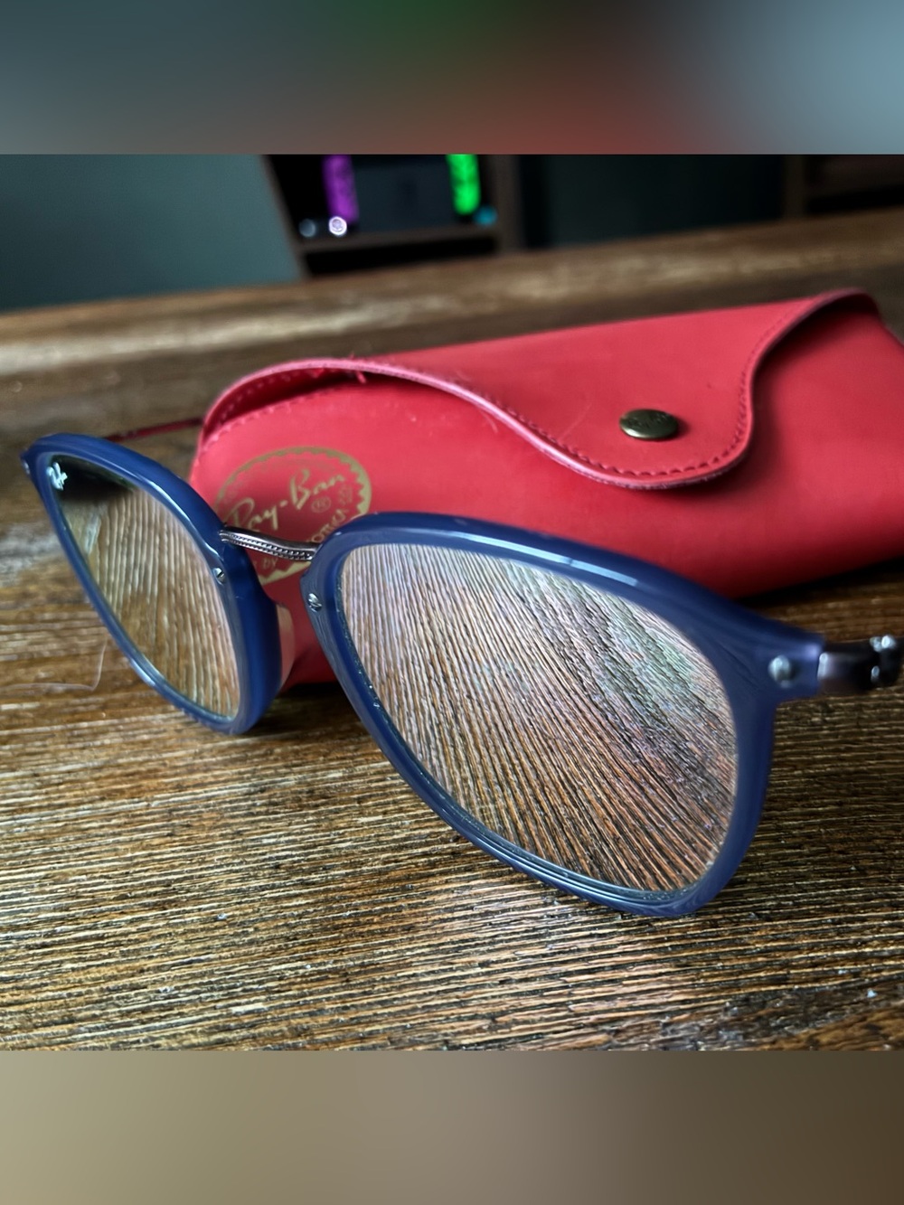Ray-Ban Blue Women's Sunglasses with Red Case